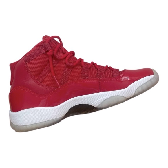 Air Jordan 11 Retro Sneakers - Unisex - Picture 11 of 14